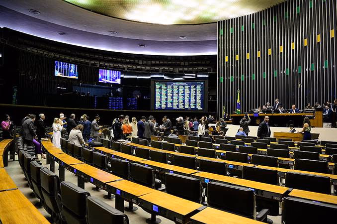 Congresso aprova nova lei de diretrizes orçamentárias para o próximo ano